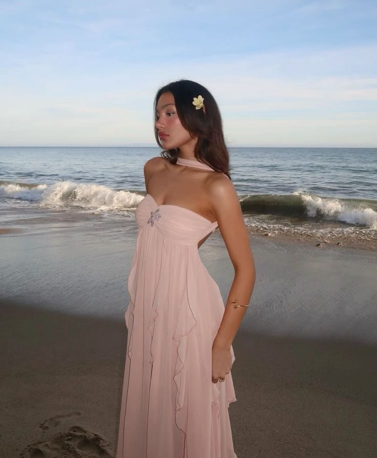 Abigail - Elegant Ruffle Strapless Maxi Dress