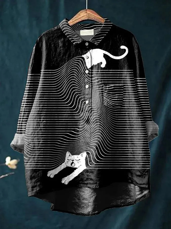 Amelia - Vintage-Inspired Dog Art Tee