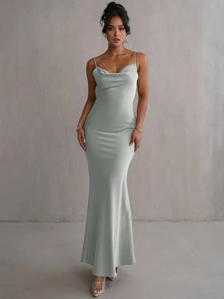 Briselle - Chic Backless Flower Strap Dress