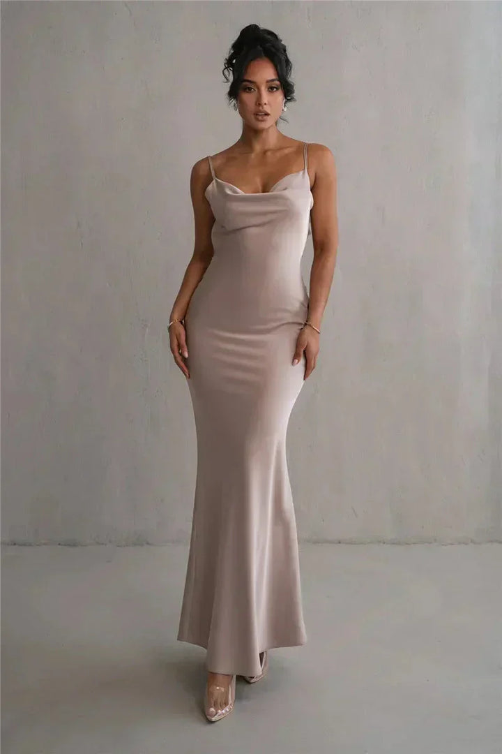 Briselle - Chic Backless Flower Strap Dress