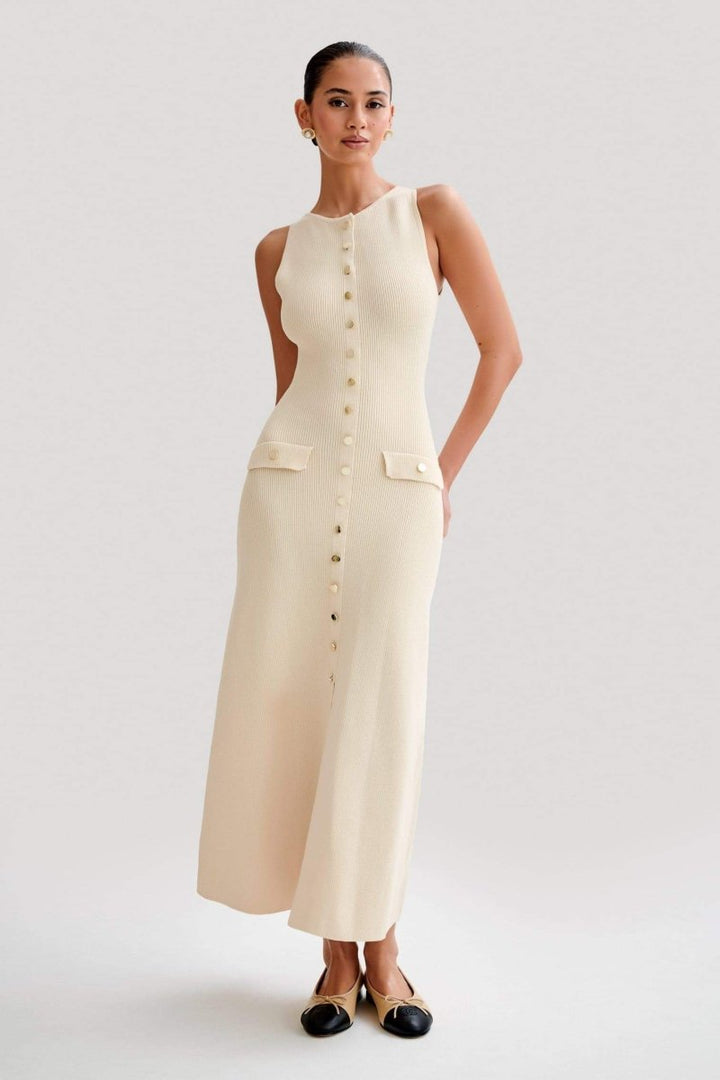 Avalon - Elegant Button Detail Bodycon Dress