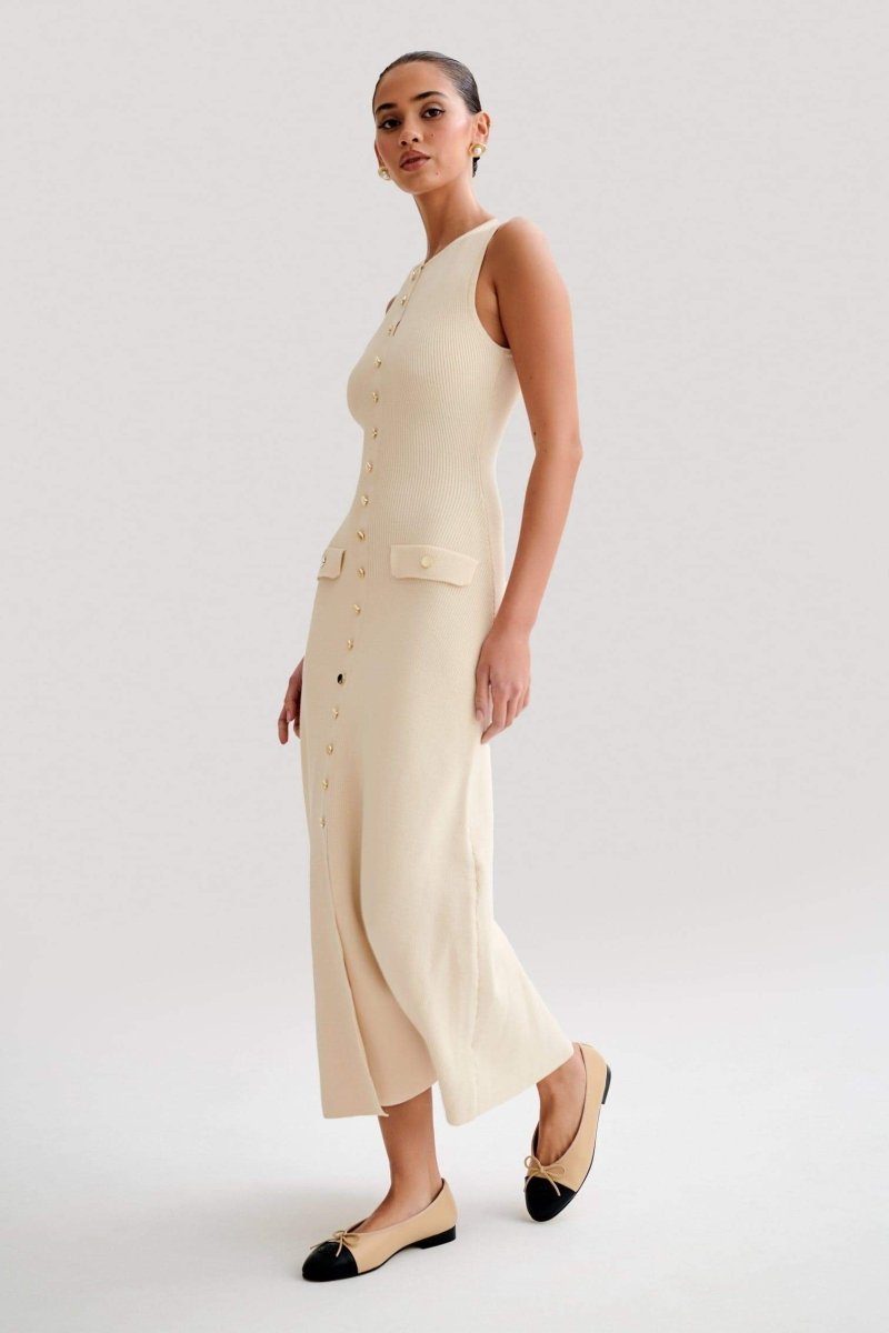 Avalon - Elegant Button Detail Bodycon Dress